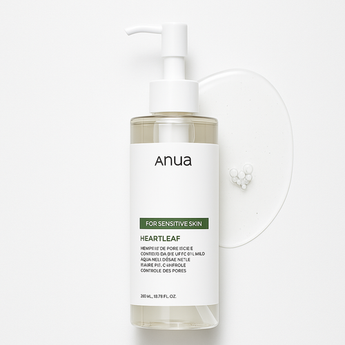 Gentle cleansing oil with Heartleaf extract that removes makeup and impurities while soothing sensitive skin and refining pores for a soft, hydrated finish.