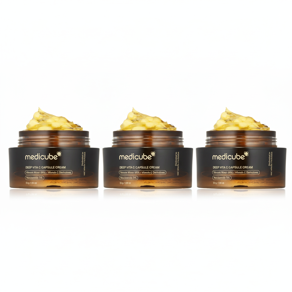 Vitamin C cream with brightening capsules that hydrates, evens skin tone, and enhances radiance while protecting against oxidative stress.