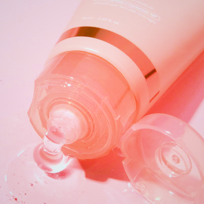 Overnight collagen mask that hydrates, firms, and smooths the skin while you sleep, restoring elasticity and radiance for a refreshed morning glow.
