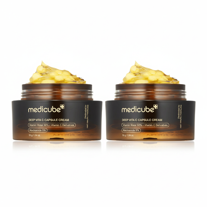Vitamin C cream with brightening capsules that hydrates, evens skin tone, and enhances radiance while protecting against oxidative stress.